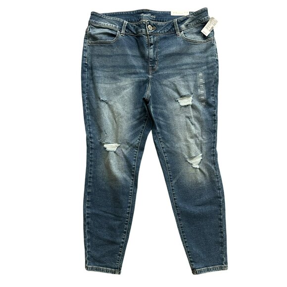 Maurices Mid Rise Jeggings 18W SHORT Distressed Denim Jeans Blue Stretch - Picture 1 of 6